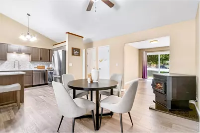 907 Shire Ct, Fort Collins, CO 80526 - Photo 9