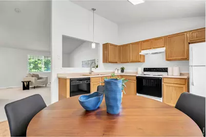 1106 Red Oak Dr, Longmont, CO 80504 - Photo 7