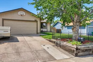 4155 S Nucla Way, Aurora, CO 80013 - Photo 3