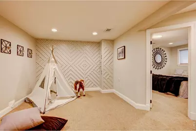 2213 Creekwood Dr, Fort Collins, CO 80525 - Photo 27