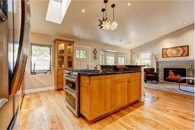 2213 Creekwood Dr, Fort Collins, CO 80525 - Photo 9
