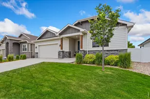 488 Vermilion Peak Dr, Windsor, CO 80550 - Photo 3