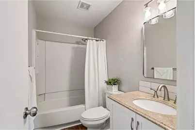 5211 W 2nd St, Greeley, CO 80634 - Photo 23