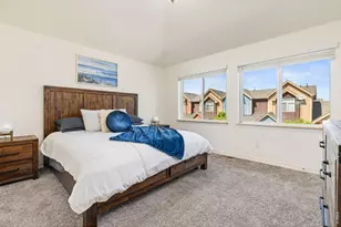 1324 Country Ct, Longmont, CO 80501 - Photo 13