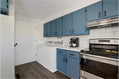 2327 W 18th St, Loveland, CO 80538 - Photo 11