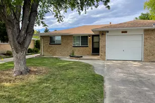 2327 W 18th St, Loveland, CO 80538 - Photo 33