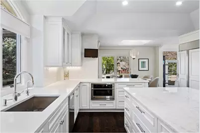 60 Glenmoor Cir, Cherry Hills Village, CO 80113 - Photo 15