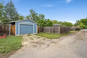 931 Grant St, Longmont, CO 80501 - Photo 23