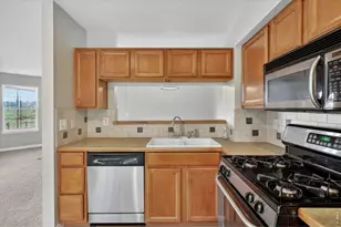 805 Summer Hawk Dr, Longmont, CO 80504 - Photo 15