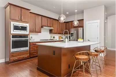 10080 E 59th Dr, Denver, CO 80238 - Photo 9