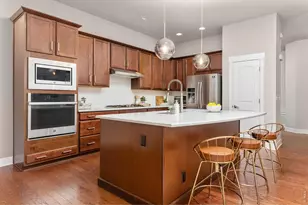 10080 E 59th Dr, Denver, CO 80238 - Photo 9