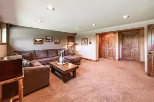 850 East Ln, Estes Park, CO 80517 - Photo 29