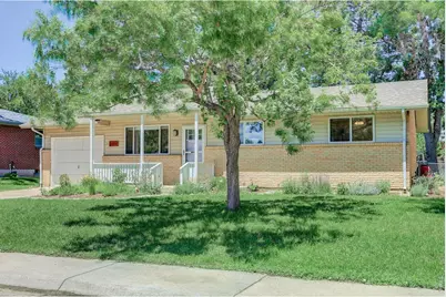 1089 S Coffman St, Longmont, CO 80501 - Photo 3