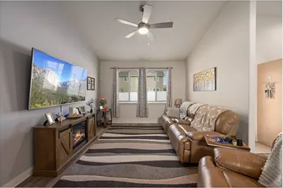 2584 Grizzly Pl, Johnstown, CO 80534 - Photo 9