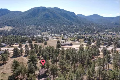 930 Highacres Dr, Estes Park, CO 80517 - Photo 29