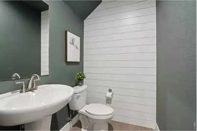 176 High Point Dr, Longmont, CO 80504 - Photo 9