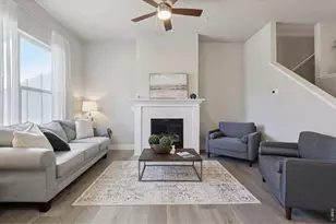 176 High Point Dr, Longmont, CO 80504 - Photo 5