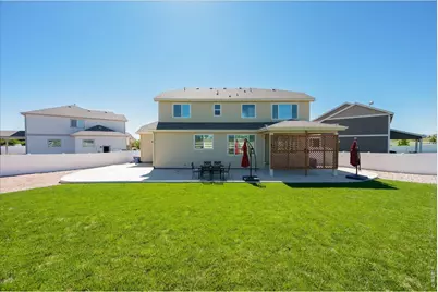 4693 Mountain Sky Ct, Johnstown, CO 80534 - Photo 5
