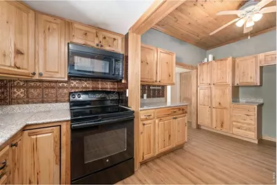 448 W 4th St, Loveland, CO 80537 - Photo 17