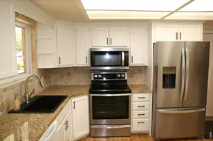 10643 Sperry St, Northglenn, CO 80234 - Photo 5