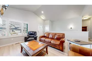 109 Taryn Ct, Loveland, CO 80537 - Photo 3