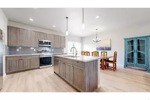109 Taryn Ct, Loveland, CO 80537 - Photo 5