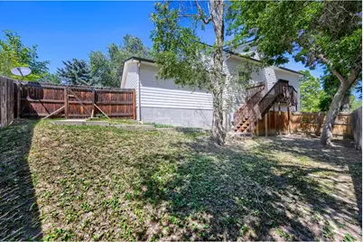 1201 Spruce Ave, Longmont, CO 80501 - Photo 29