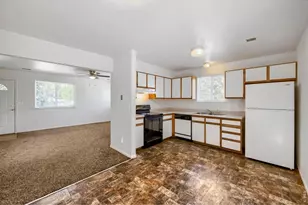 1201 Spruce Ave, Longmont, CO 80501 - Photo 9