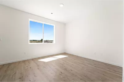 3921 Green Ct, Evans, CO 80620 - Photo 7