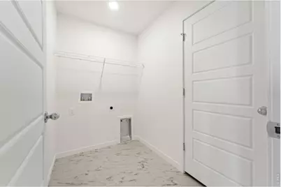 3921 Green Ct, Evans, CO 80620 - Photo 17