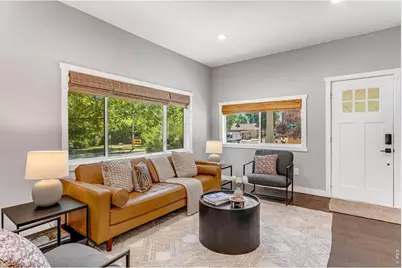 204 N Jefferson Ave, Loveland, CO 80537 - Photo 9