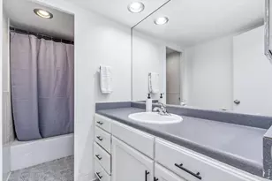 790 N Washington St, Denver, CO 80203 - Photo 9