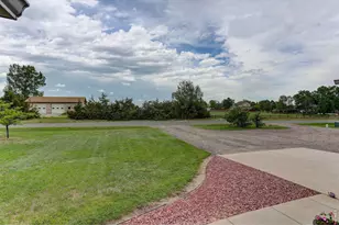 4717 Foothills Dr, Berthoud, CO 80513 - Photo 3