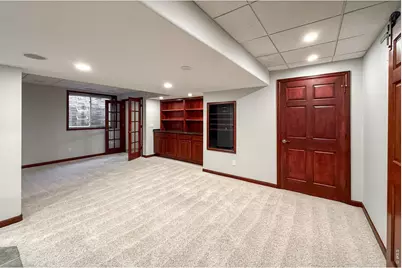 2010 Emerald Dr, Longmont, CO 80504 - Photo 35