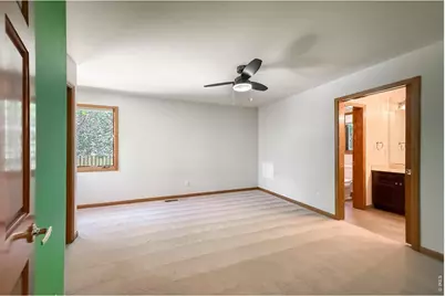 2010 Emerald Dr, Longmont, CO 80504 - Photo 27