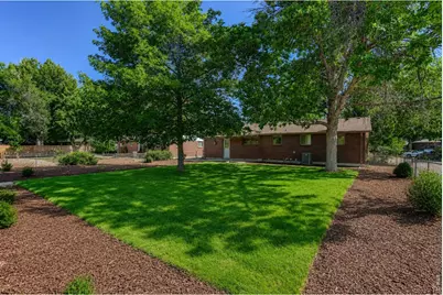 1431 S Magnolia Way, Denver, CO 80224 - Photo 27