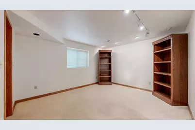 2026 Vista Dr, Loveland, CO 80538 - Photo 29