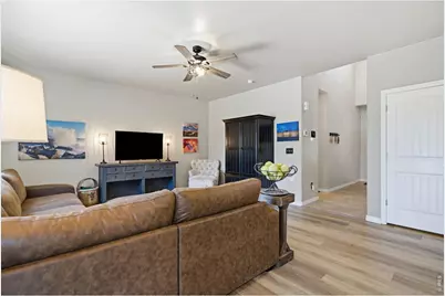 2710 Hydra Dr, Loveland, CO 80537 - Photo 9