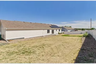 4321 Yellowbells Dr, Evans, CO 80620 - Photo 21