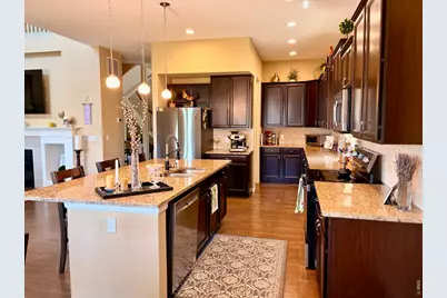 1308 Skyline Dr, Erie, CO 80516 - Photo 13