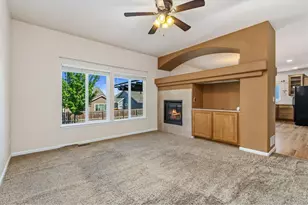 471 Heritage Ln, Johnstown, CO 80534 - Photo 5