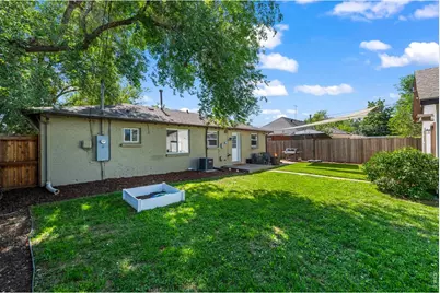 3051 Grape St, Denver, CO 80207 - Photo 23
