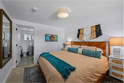 3051 Grape St, Denver, CO 80207 - Photo 13