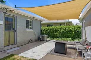 5151 E Thrill Pl, Denver, CO 80207 - Photo 21