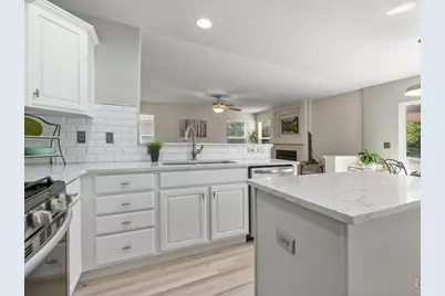 12651 James Cir, Broomfield, CO 80020 - Photo 3
