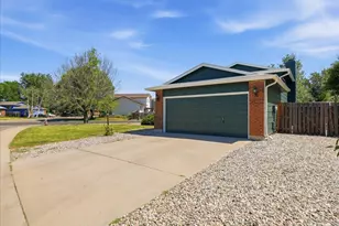1142 Silver Fir Dr, Loveland, CO 80538 - Photo 5