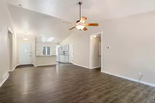 526 Dunraven Dr, Fort Collins, CO 80525 - Photo 5