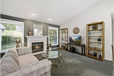 2231 Creekwood Dr, Fort Collins, CO 80525 - Photo 3