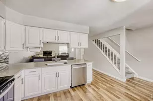 1109 8th St, Golden, CO 80401 - Photo 9