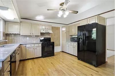 9620 W 105th Pl, Broomfield, CO 80021 - Photo 11